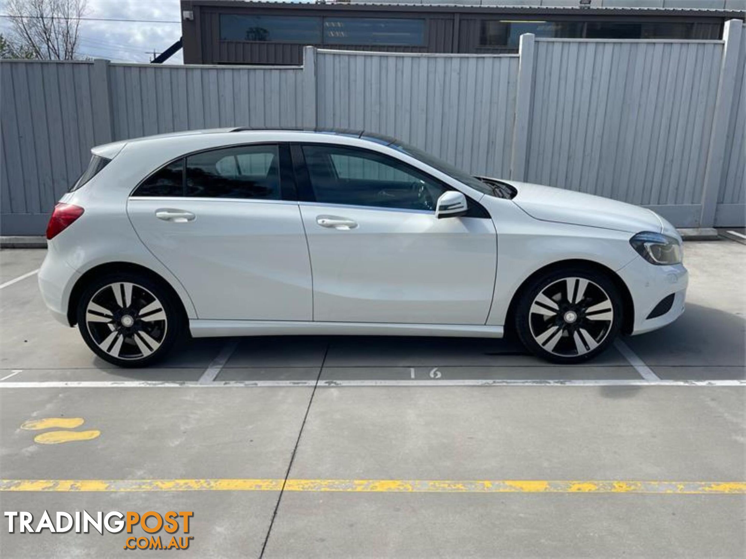 2016 MERCEDES-BENZ A-CLASS A200 W176806MY HATCHBACK