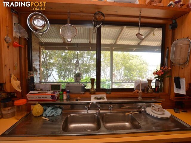 273 Cowans Lane OXLEY ISLAND NSW 2430