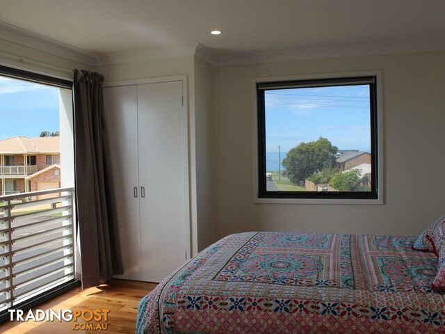 21 Ocean Drive WALLABI POINT NSW 2430