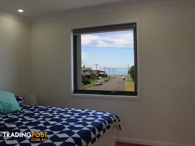 21 Ocean Drive WALLABI POINT NSW 2430