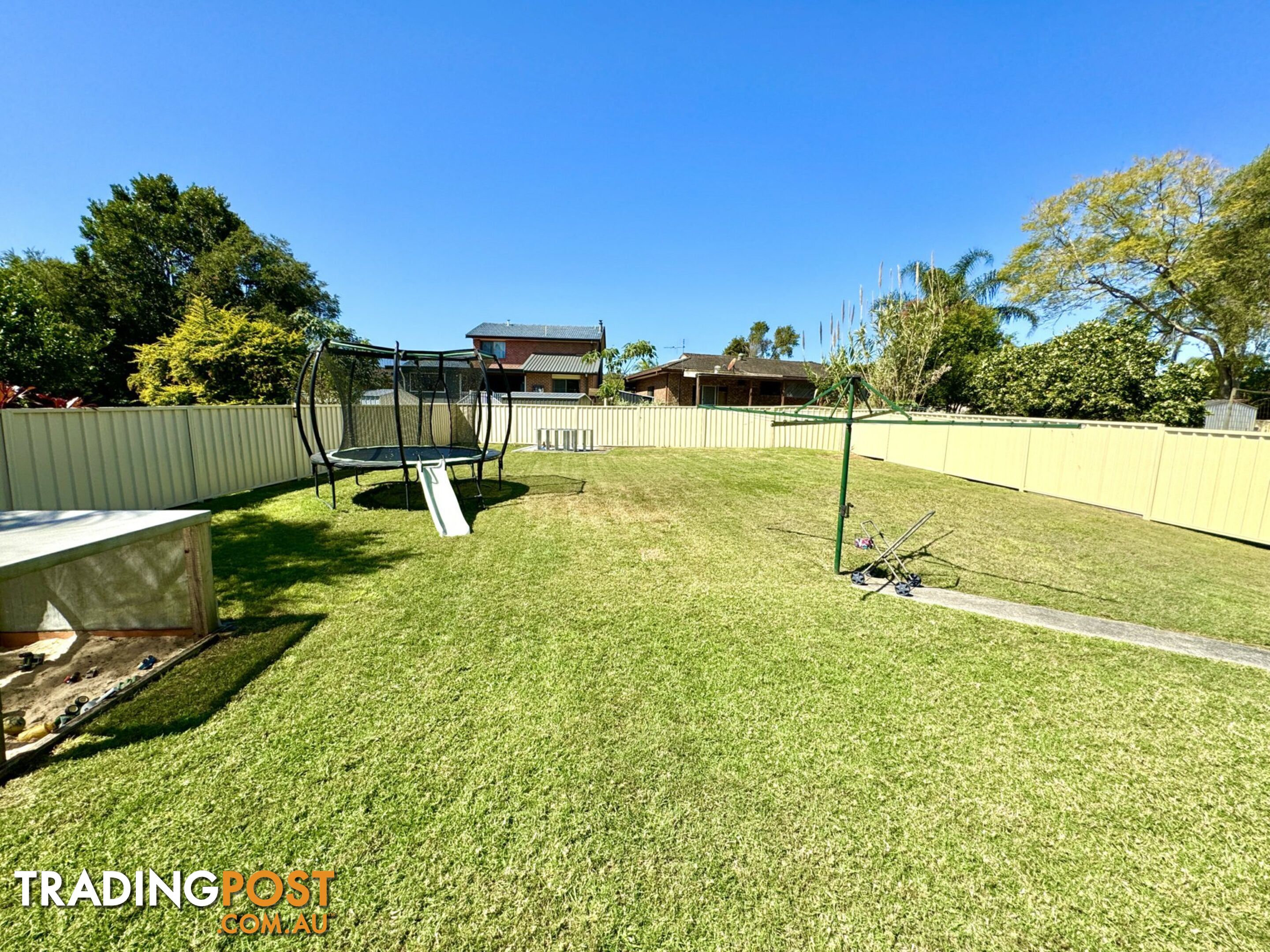 9 Lawson Crescent TAREE NSW 2430