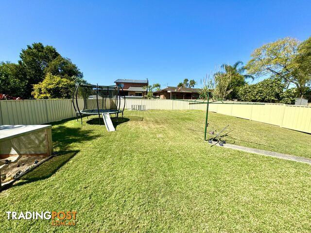 9 Lawson Crescent TAREE NSW 2430