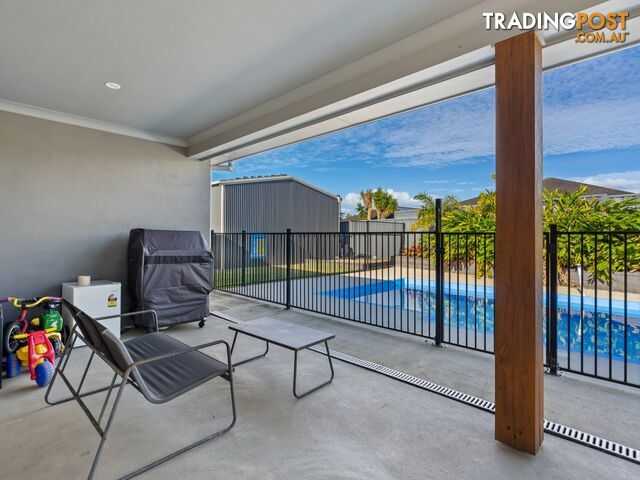 13 Tropicbird Crescent OLD BAR NSW 2430 - photo 5 of 25