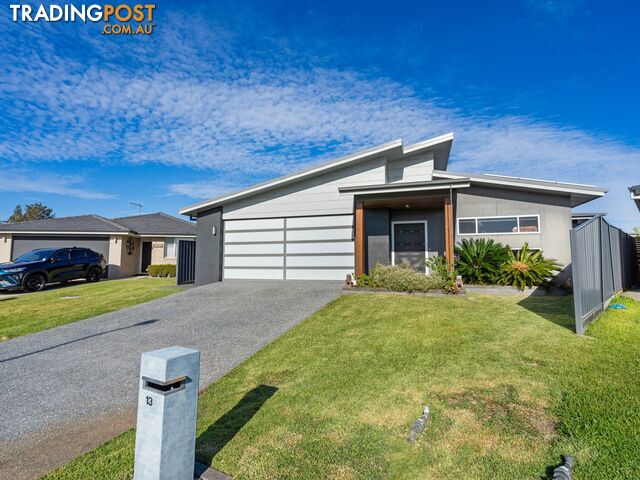 13 Tropicbird Crescent OLD BAR NSW 2430