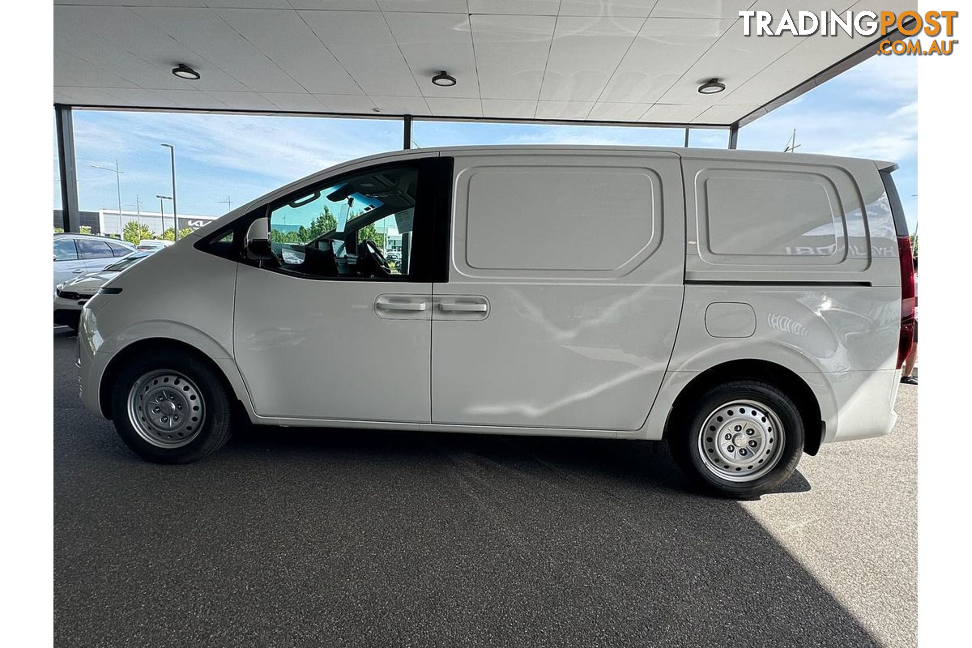 2024 HYUNDAI STARIA LOAD  US4.V3 VAN