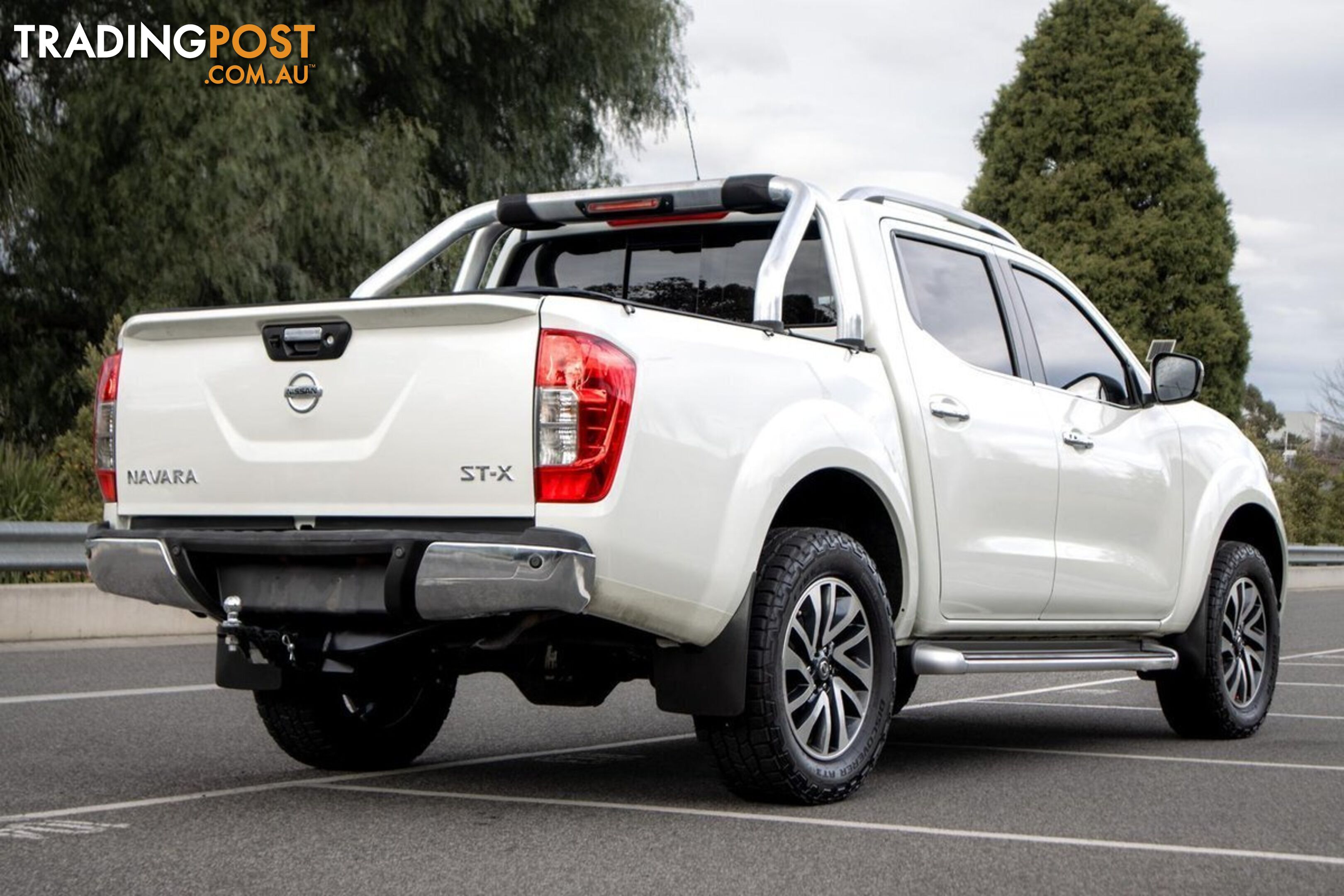 2017 NISSAN NAVARA ST-X D23-SERIES-2-4X4-DUAL-RANGE DUAL CAB UTILITY