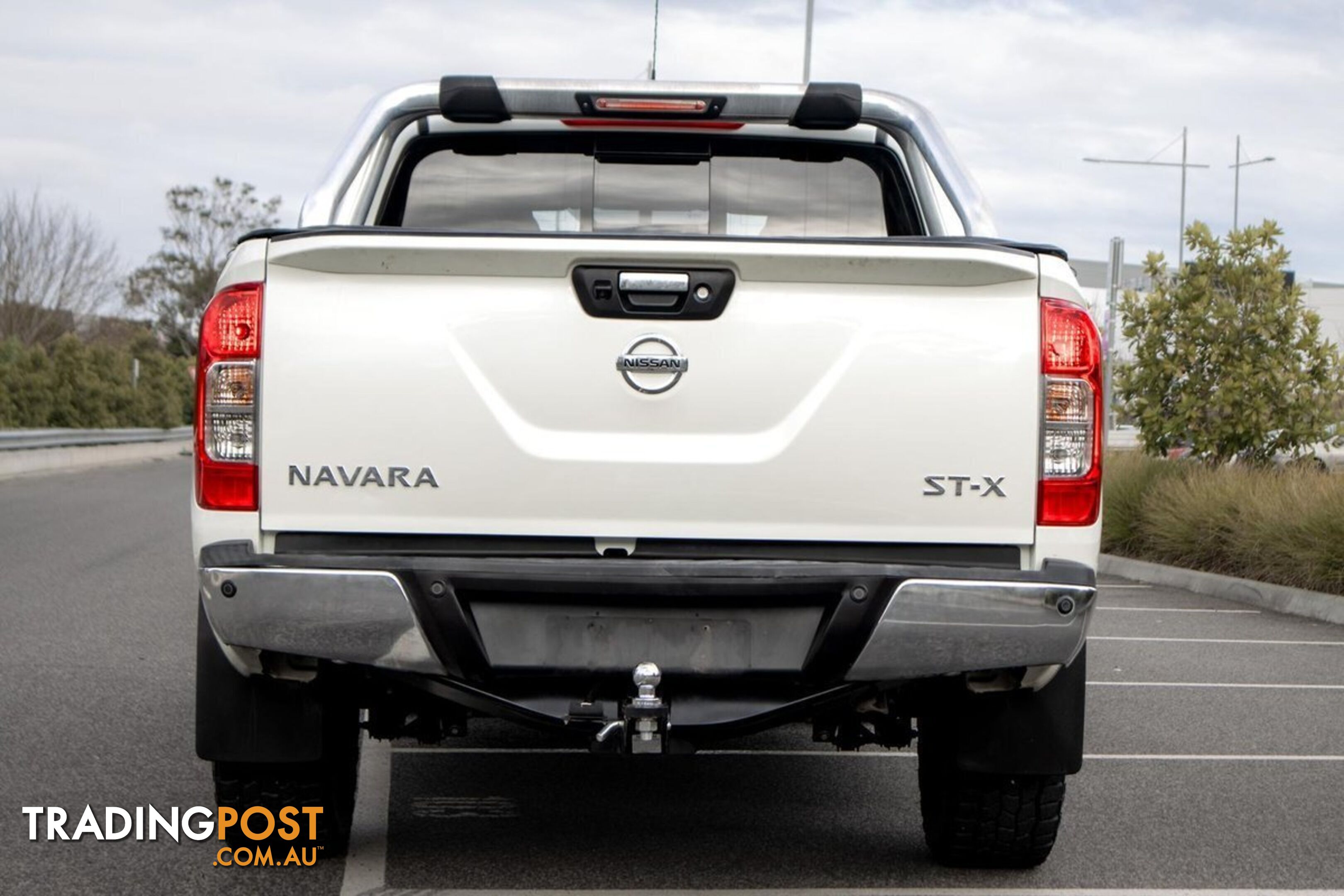 2017 NISSAN NAVARA ST-X D23-SERIES-2-4X4-DUAL-RANGE DUAL CAB UTILITY