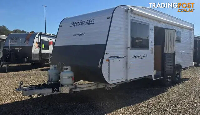 USED 2013 MAJESTIC KNIGHT