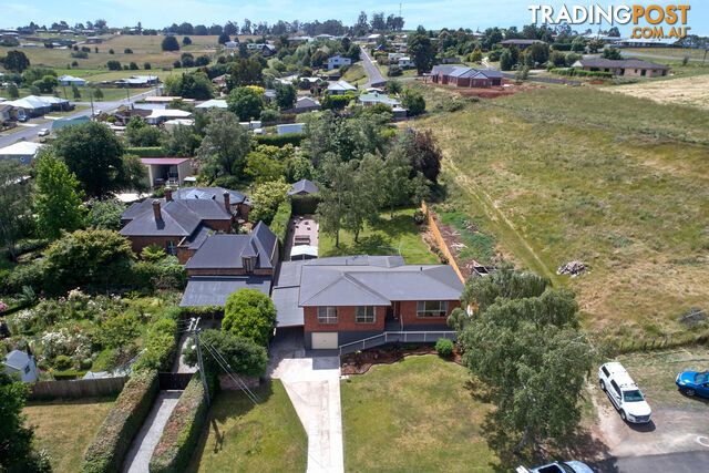 1 Tower Hill St Deloraine TAS 7304