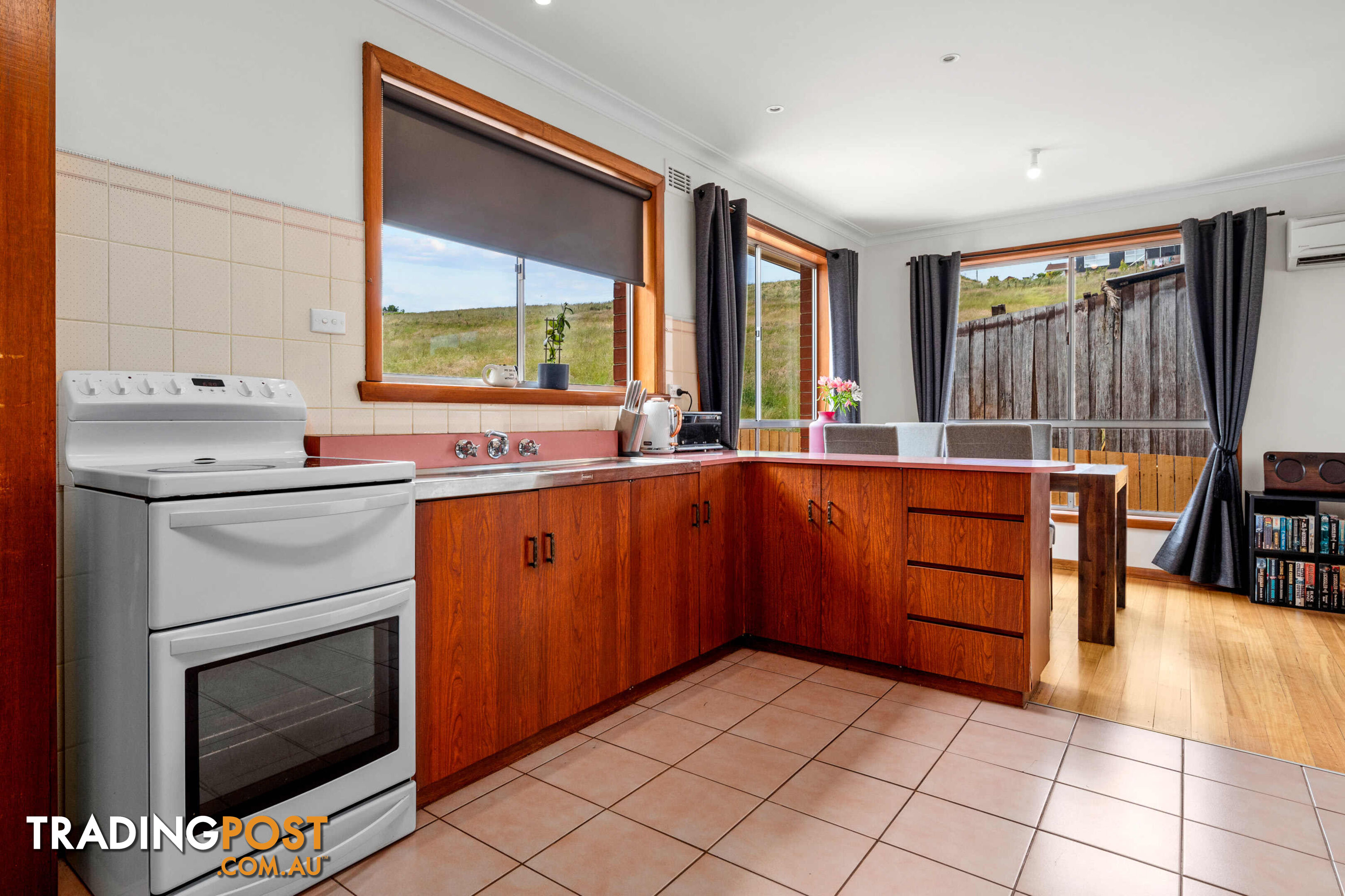 1 Tower Hill St Deloraine TAS 7304