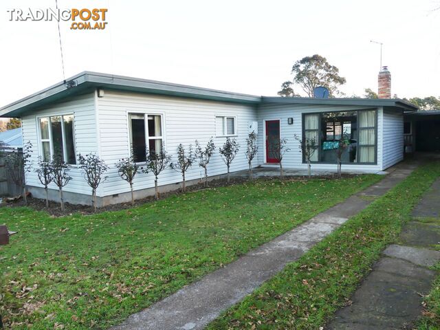 4 West Goderich Street DELORAINE TAS 7304