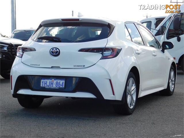 2019 TOYOTA COROLLA  ZWE211R HATCHBACK