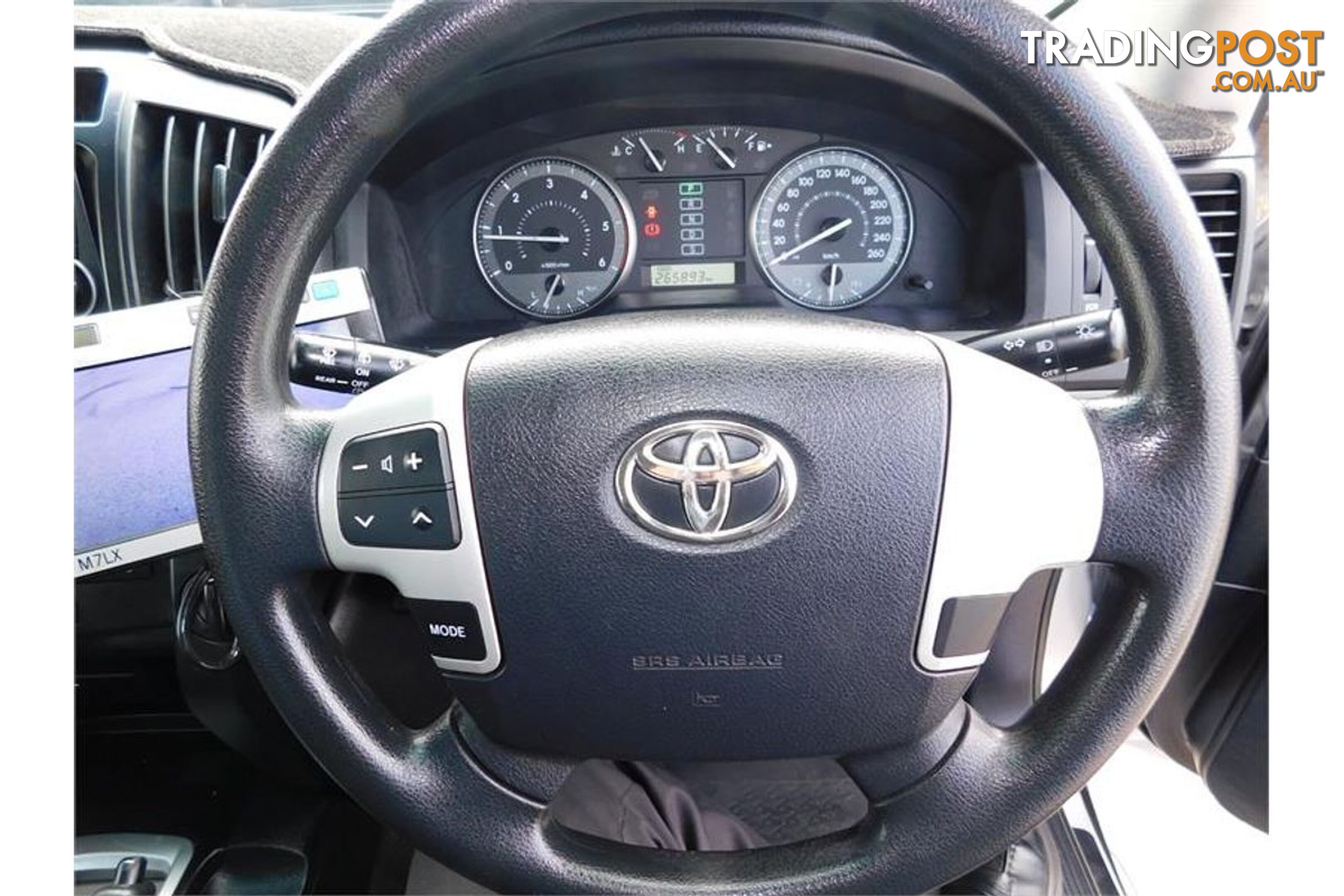 2013 TOYOTA LANDCRUISER  VDJ200R 