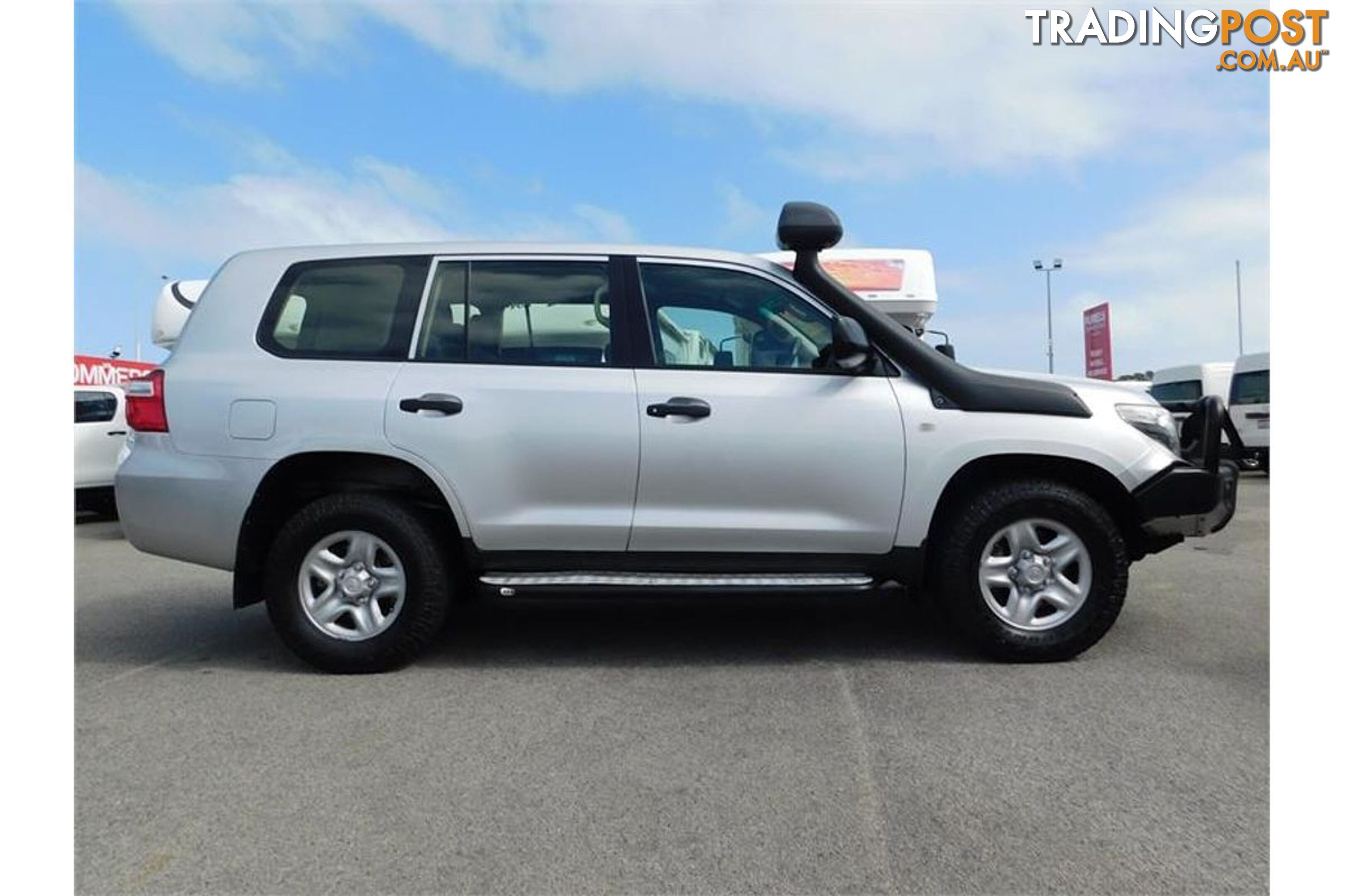 2013 TOYOTA LANDCRUISER  VDJ200R 