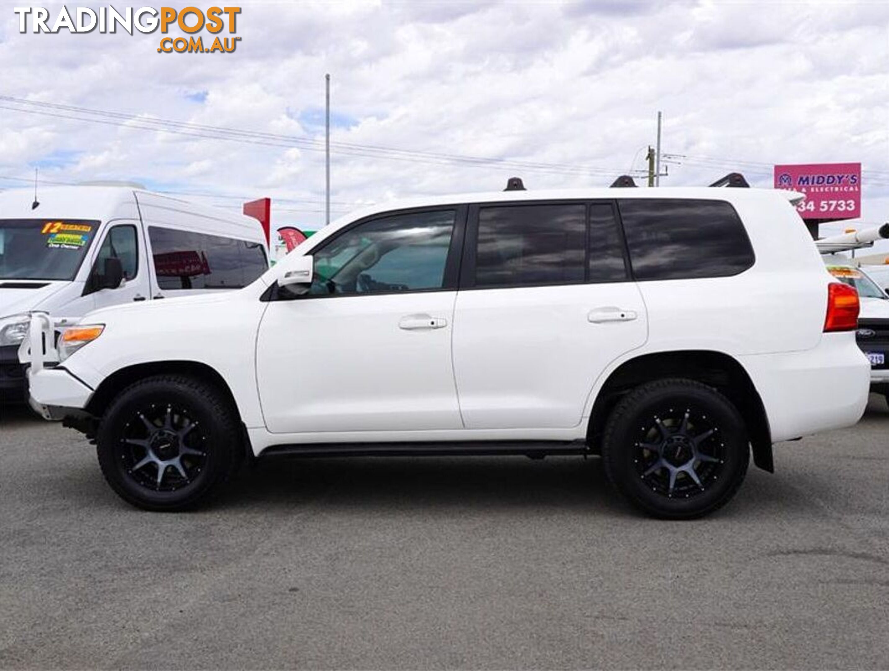 2015 TOYOTA LANDCRUISER  VDJ200R 