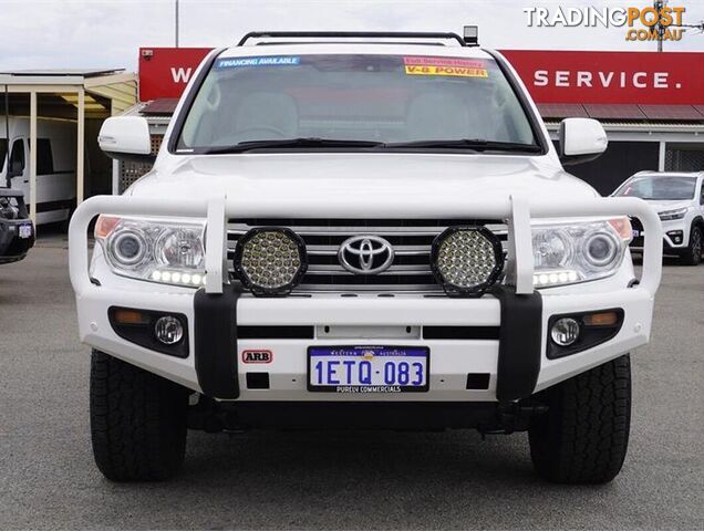 2015 TOYOTA LANDCRUISER  VDJ200R 