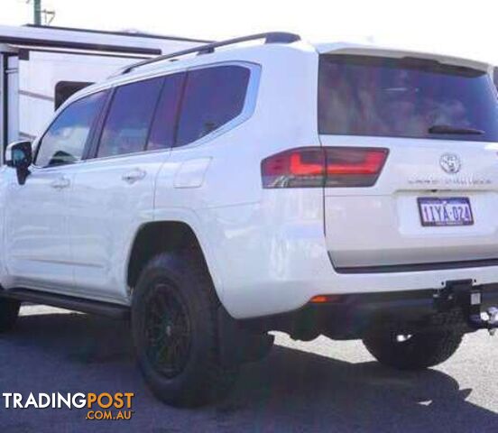 2026 TOYOTA LANDCRUISER FJA300R - photo 2 of 51