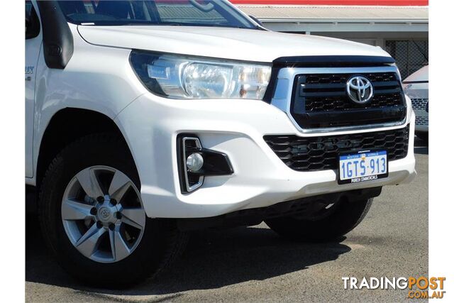 2019 TOYOTA HILUX  GUN126R 