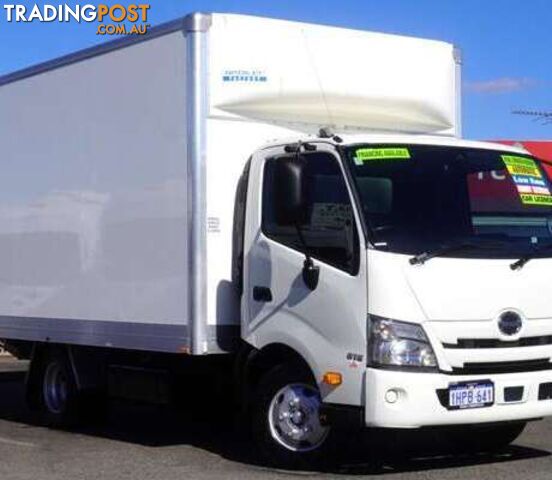 2022 HINO 300 SERIES
