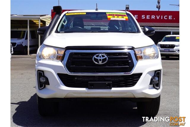 2019 TOYOTA HILUX  GUN126R 