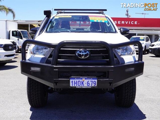 2022 TOYOTA HILUX  GUN126R 