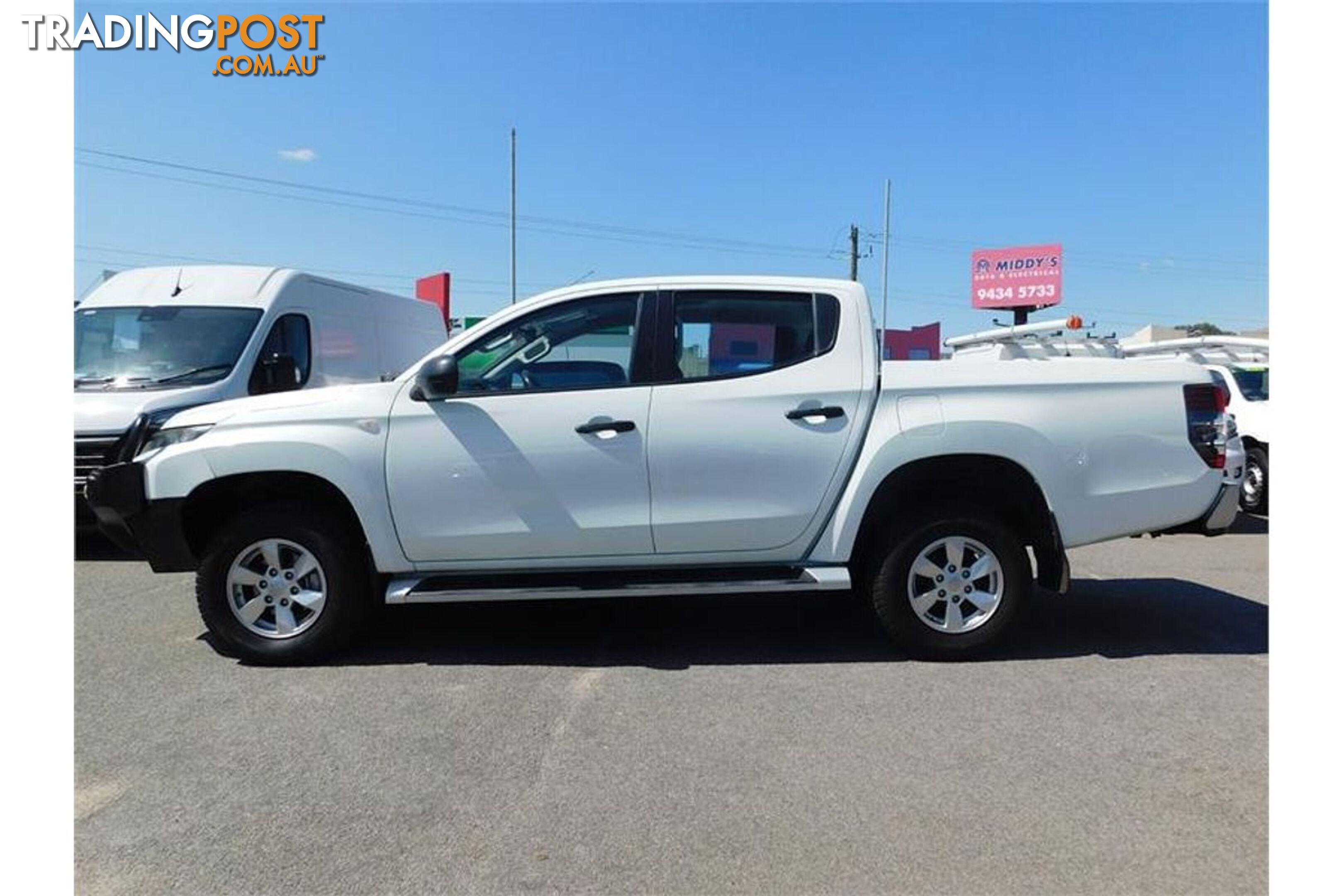 2019 MITSUBISHI TRITON  MR 