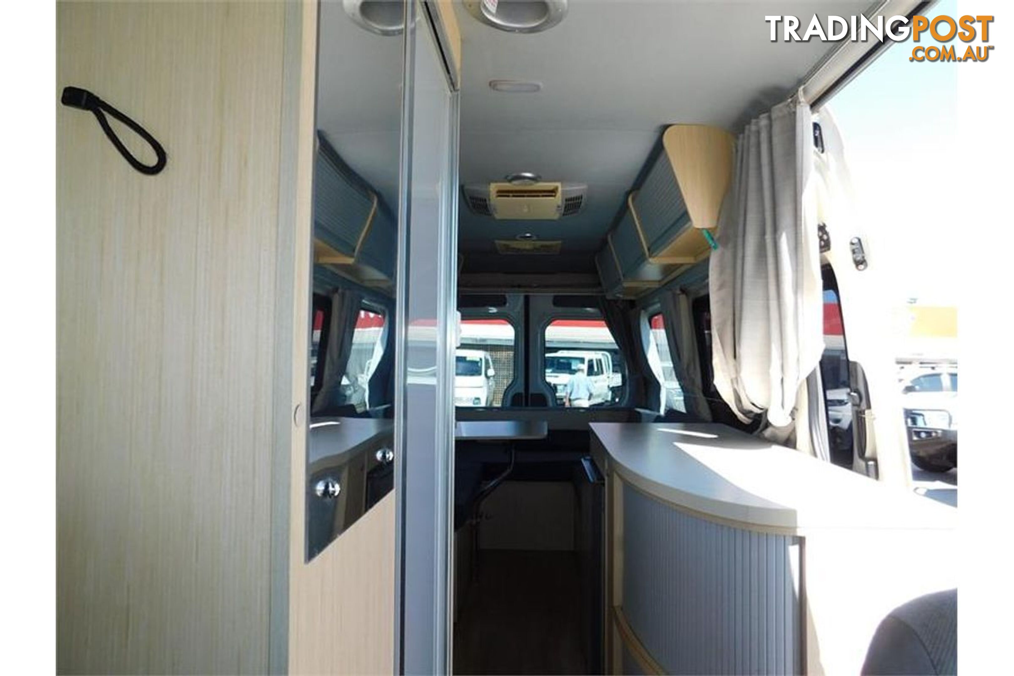 2011 VOLKSWAGEN CRAFTER  2EF1 