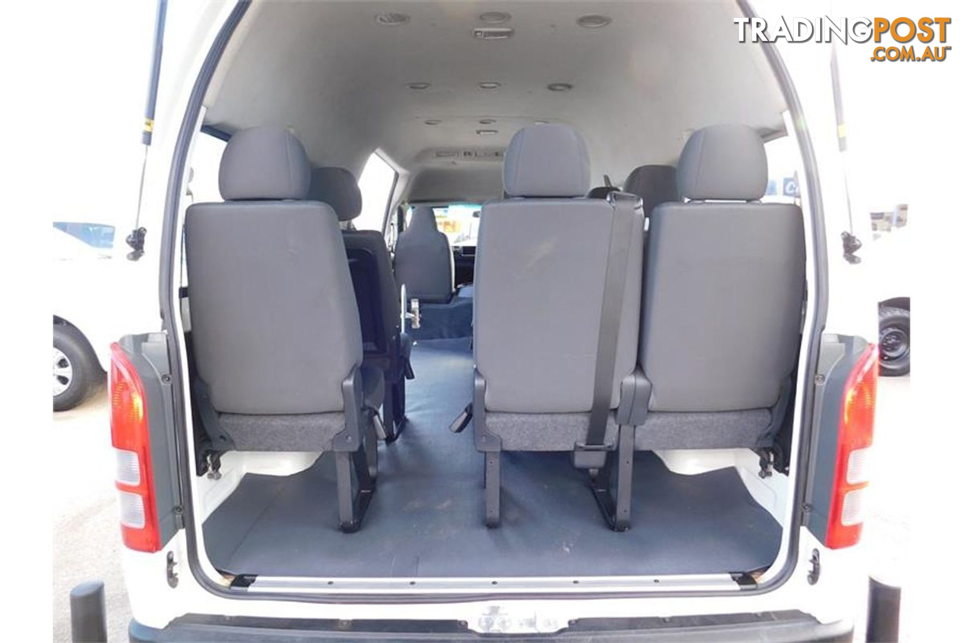 2019 TOYOTA HIACE  KDH223R 