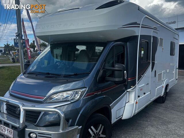 2017 AUTO -TRAIL DELAWARE HI LINE HALF DINETTE