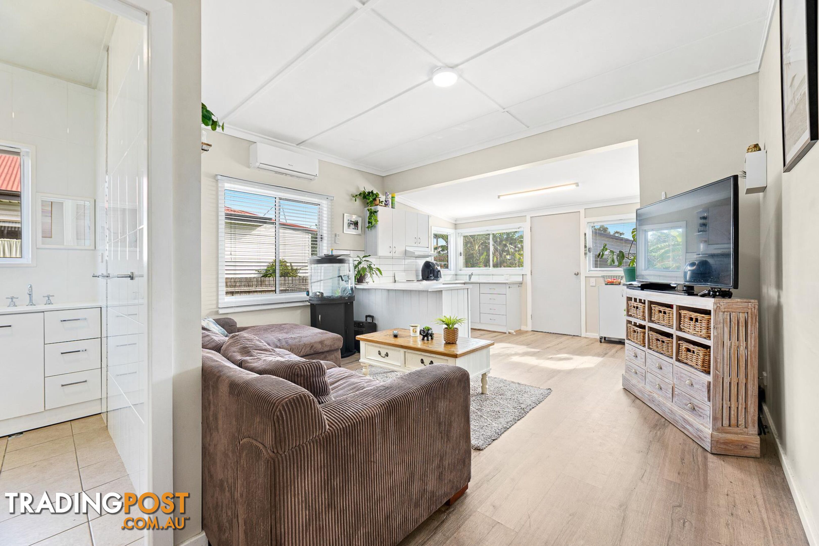 28 Mcmillan Road NAROOMA NSW 2546