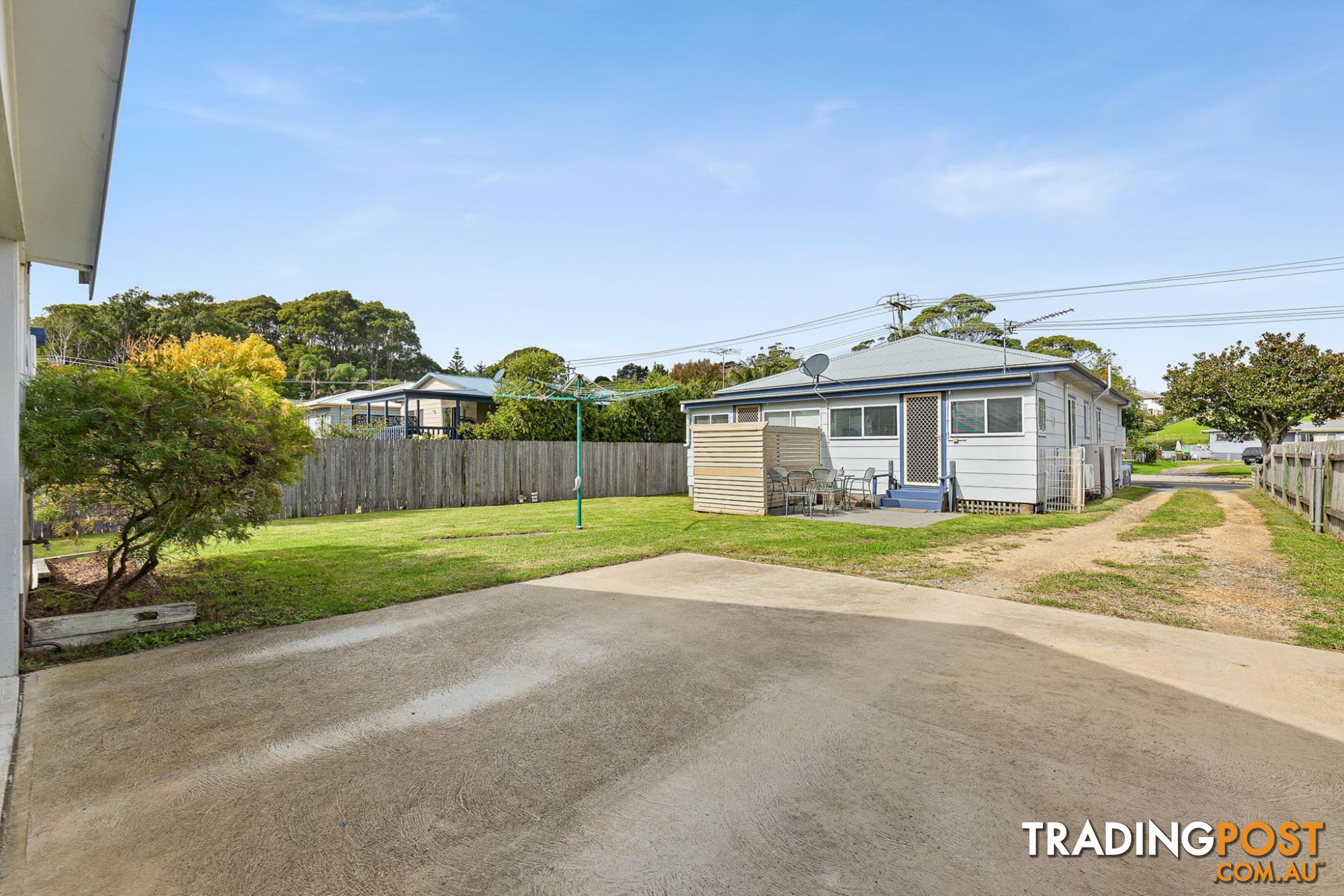 28 Mcmillan Road NAROOMA NSW 2546