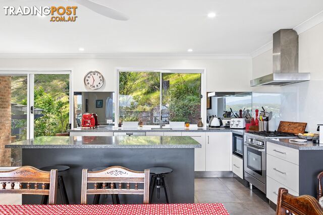 8 Riverview Road NORTH NAROOMA NSW 2546