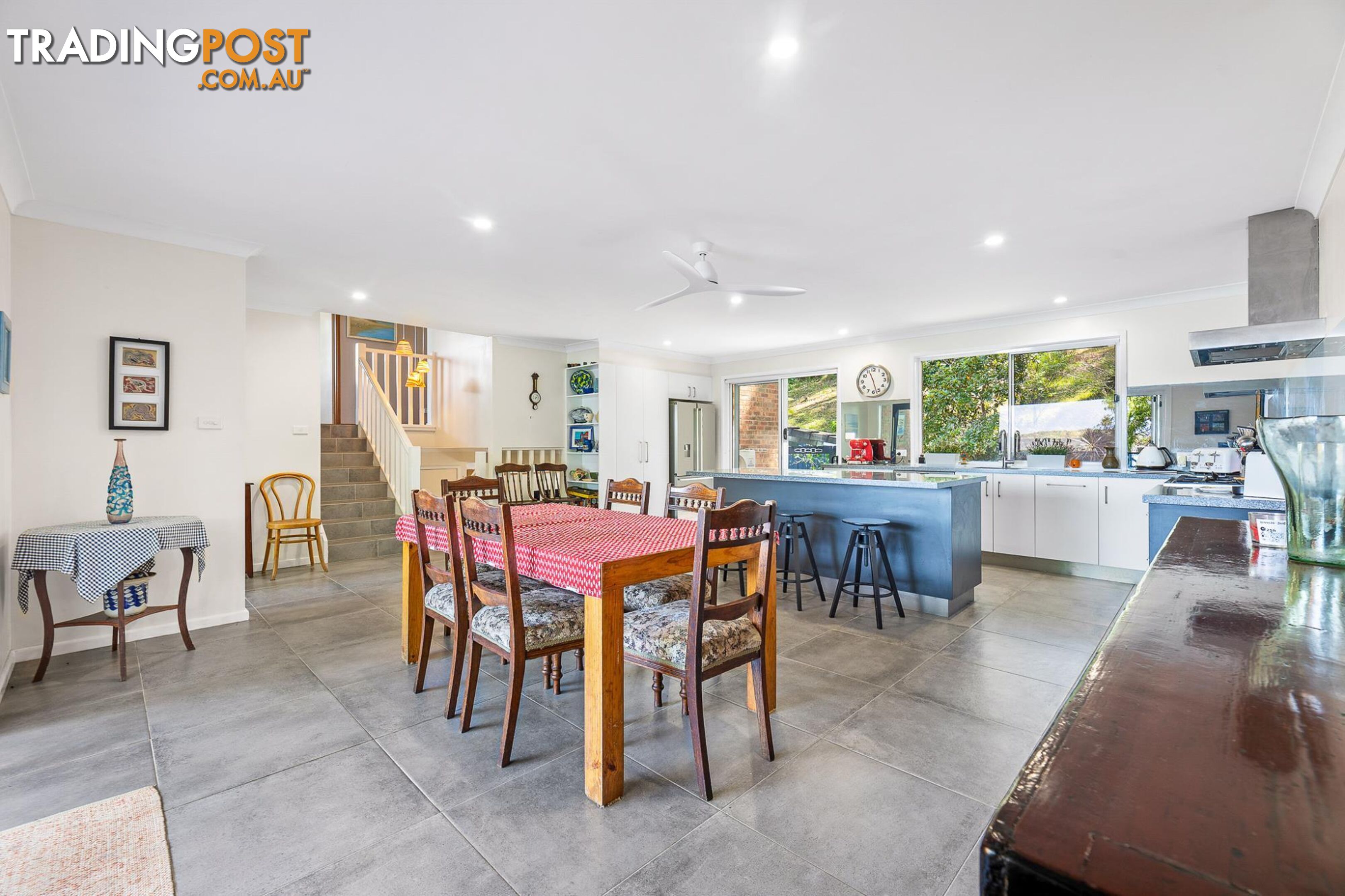 8 Riverview Road NORTH NAROOMA NSW 2546