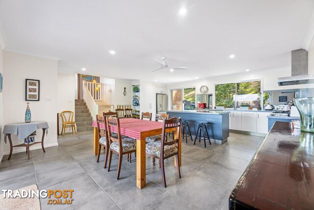 8 Riverview Road NORTH NAROOMA NSW 2546