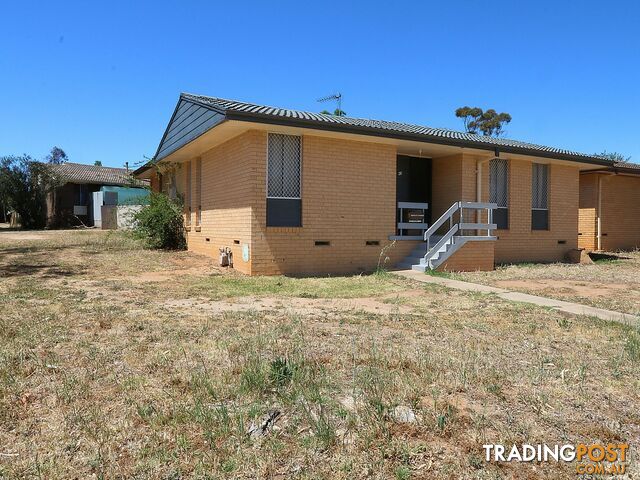 43 Adams Street ASHMONT NSW 2650