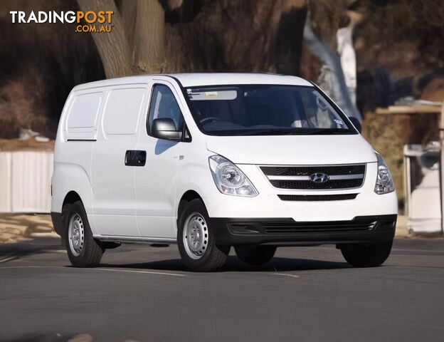 2015 HYUNDAI ILOAD TQMY15  4D VAN