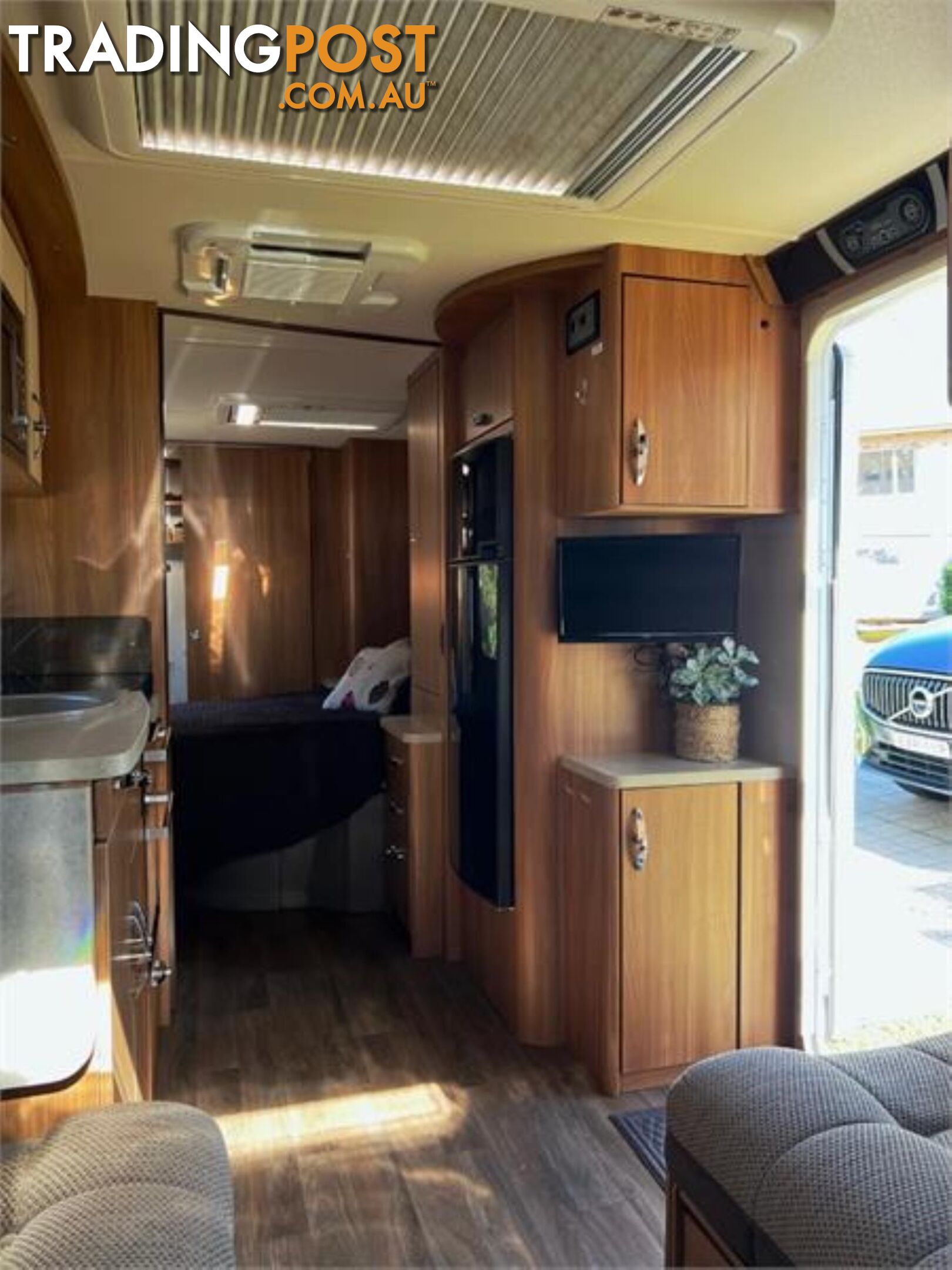 2015 SWIFT EXPLORER 645 CARAVAN 20FT 6