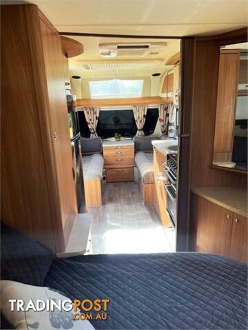 2015 SWIFT EXPLORER 645 CARAVAN 20FT 6