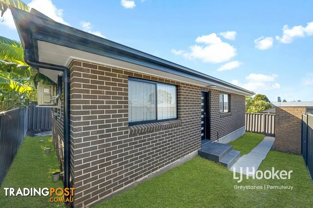 49A Oatlands Street WENTWORTHVILLE NSW 2145