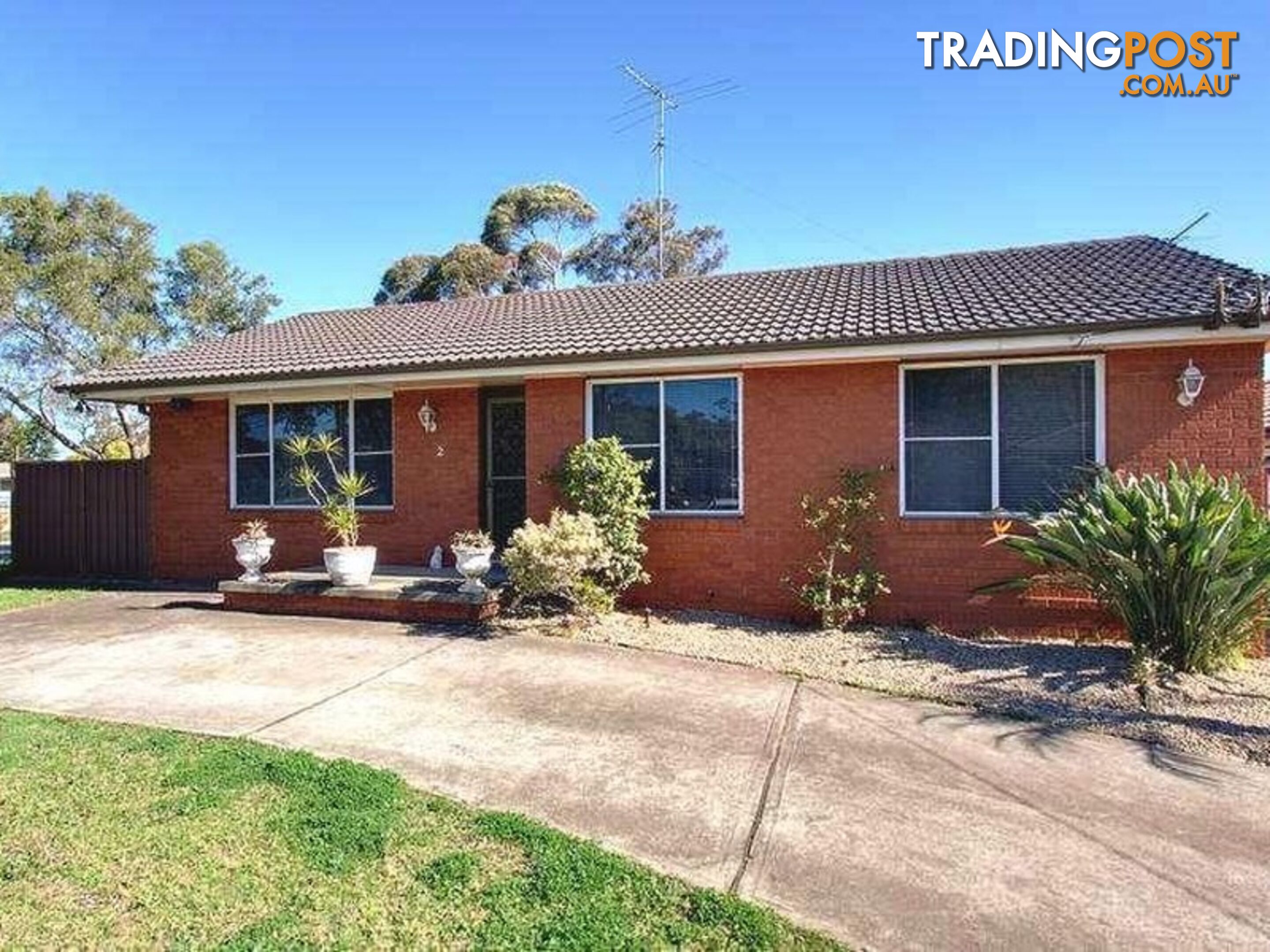 2 Munro Street GREYSTANES NSW 2145