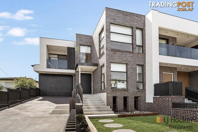 18 Runyon Avenue GREYSTANES NSW 2145