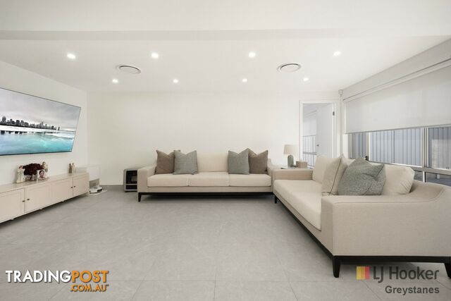 8 Poppy Place GREYSTANES NSW 2145 - photo 5 of 12