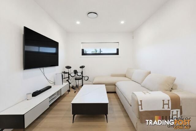 9 Rogers Street MERRYLANDS NSW 2160 - photo 5 of 14