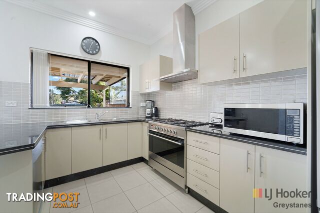 9 Hackney Street GREYSTANES NSW 2145 - photo 2 of 10