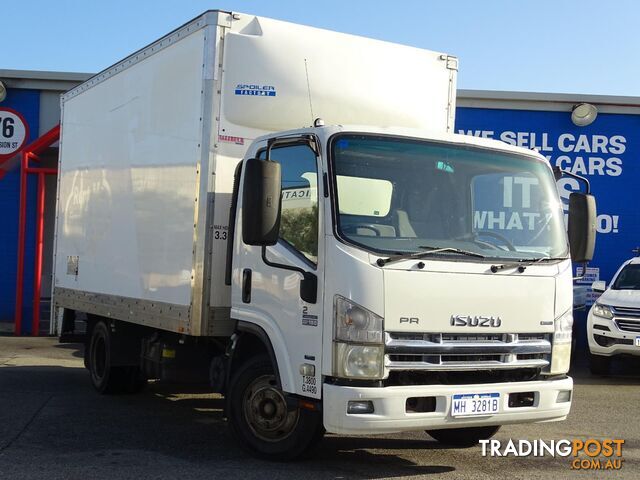 2010 ISUZU N SERIES NPR 200/275  CAB CHASSIS