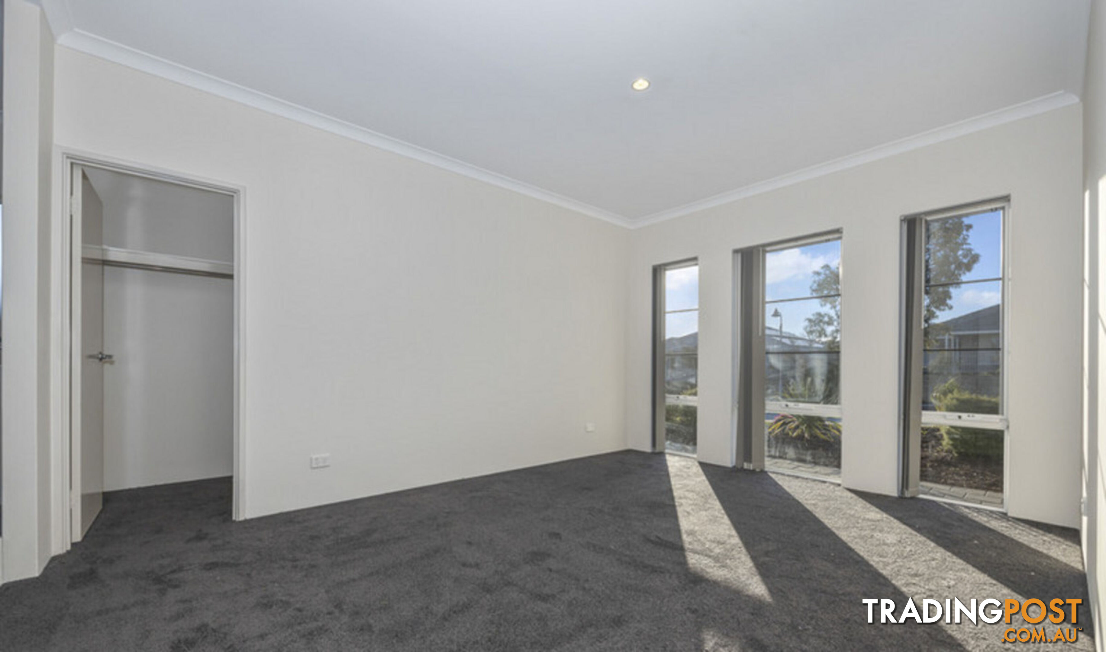 10 Current Street YANCHEP WA 6035