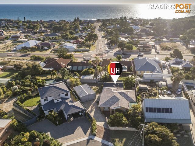 15 Mousehole Crecent YANCHEP WA 6035