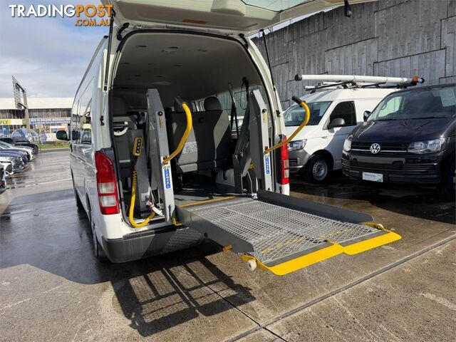 2017 TOYOTA HIACE COMMUTER TRH223R BUS - photo 3 of 22