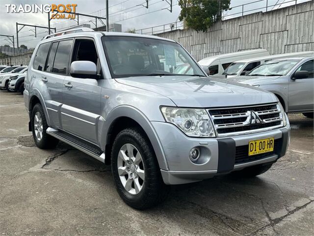 2011 MITSUBISHI PAJERO PLATINUM NTMY11 WAGON