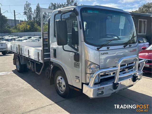 2010 ISUZU NSERIES NPR200275PREMIUM  CAB CHASSIS